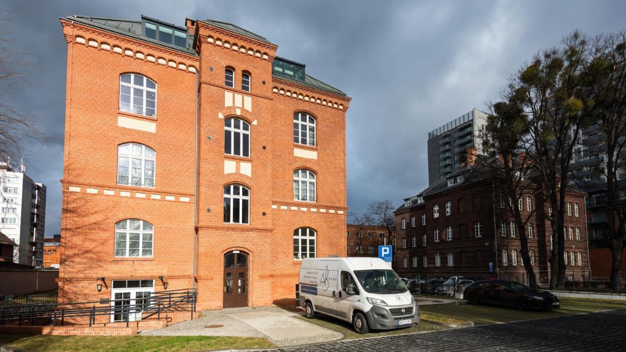 Flatbook - City Center Apartments Waterlane Vintage With Gym Gdansk Bagian luar foto