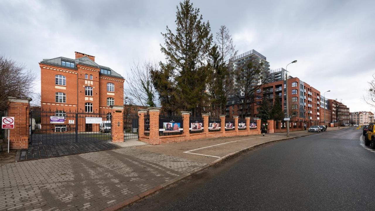 Flatbook - City Center Apartments Waterlane Vintage With Gym Gdansk Bagian luar foto