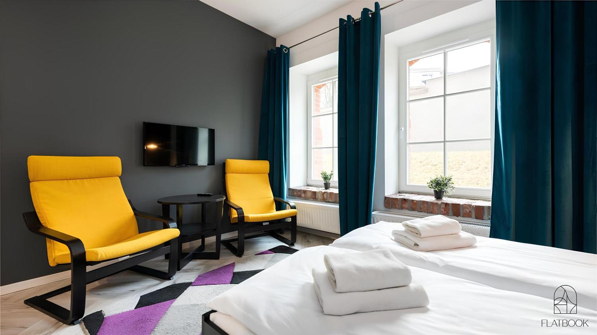 Flatbook - City Center Apartments Waterlane Vintage With Gym Gdansk Bagian luar foto